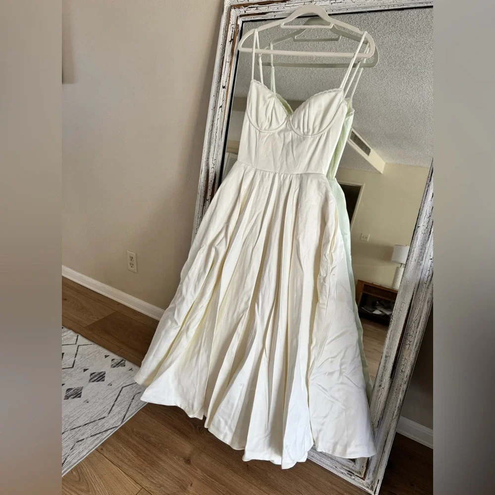 NWOT HOUSE OF CB Mademoiselle White Tulle Midi Dress